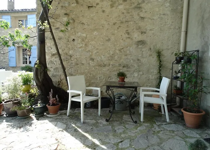 Le Clos Du Tilleul 3* Saint-Michel-l'Observatoire